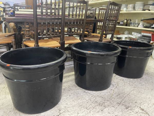MID CENTURY MODERN GAINEY AZ-22 BLACK POTS POTTERY 1
