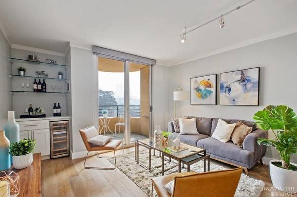 $4,550 / 1br - RENTED! Fabulous furnished Pacific Place view condo! ~ J.Wavro (pacific heights)63826177544067121