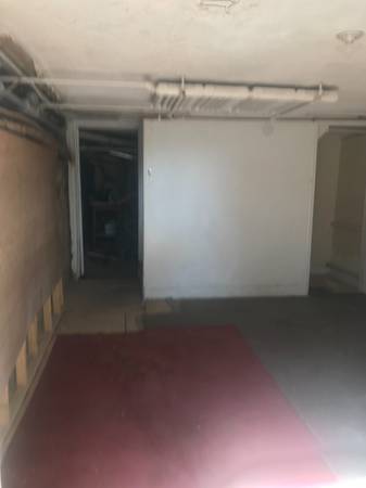$130,000 / 2br - 1900ft2 - 428 wood ward st (reding)64199864539010121