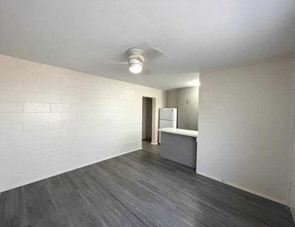 $1,600 / 1br - 450ft2 - 2615 KAAHA ST - PLANTA BAJA DE 1 DORMITORIO (university)63686691493377120