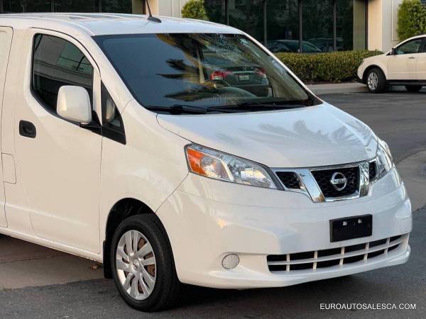 2017 Nissan NV200 SV 4dr - Photo 10