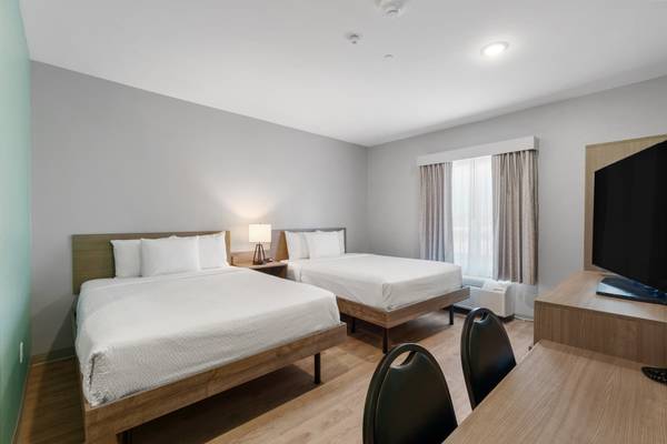 1 Bed, Elevators, Situated in Katy! 1