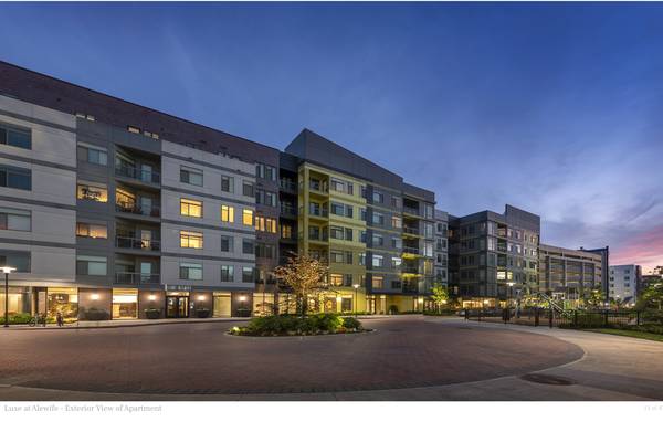 $2,500 / 525ft2 - Apartamento de lujo cerca de la estación Alewife con gran descuento (Cambridge)63655181805569120