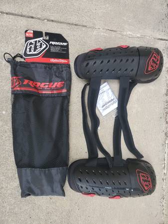 Troy Lee Designs Rogue Knee/Shin Guard - NEW 1