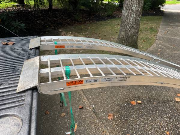 Rampas de aluminio de 10 pies, resistentes, para motocicletas, vehículos todo terreno o tractores - $200 (Columbia)63441815307009123