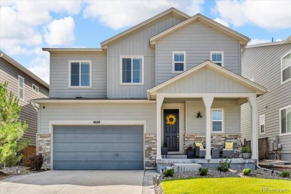 Breathtakingly Beautiful Home in Castle Rock. 4 Beds, 3 Baths 1