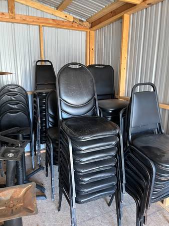 Sturdy restaurant chairs 1