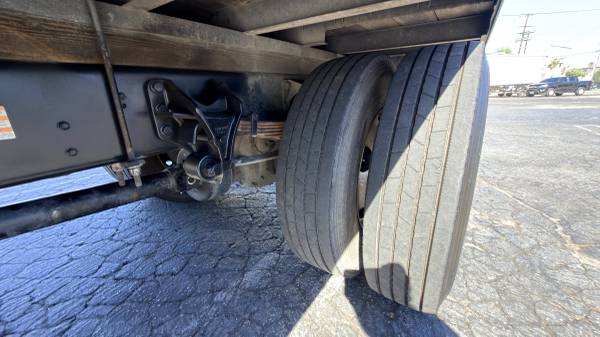 2012 Ford F650 24FT TRUCK - Photo 12