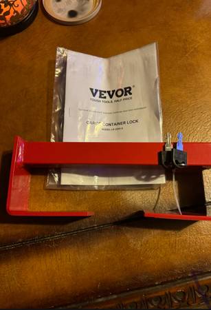 Container lock (vevor) (Compton)63865302350721121