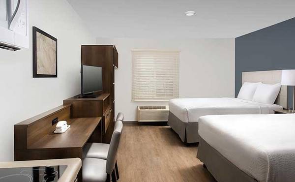 $392 / 1br - Check-in Today! - Rooms Going Quickly with 1st Week Discount! (9801 Front Beach Road, Panama City Beach, FL)63910445754755122