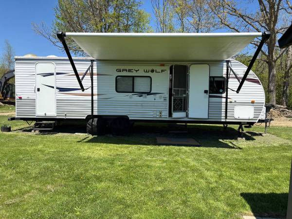 2012 Grey wolf travel trailer - $10,000 (Memphis)62971058960131123