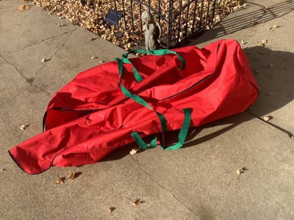 Red Rolling Tree Storage Bag for Trees Up to 9 ft. Tall. MINT 1