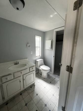 $1,595 / 3br - SPACIOUS 3BR/2BA Bushnell Home NO APPLICATION FEE! (Bushnell)63861744013571124