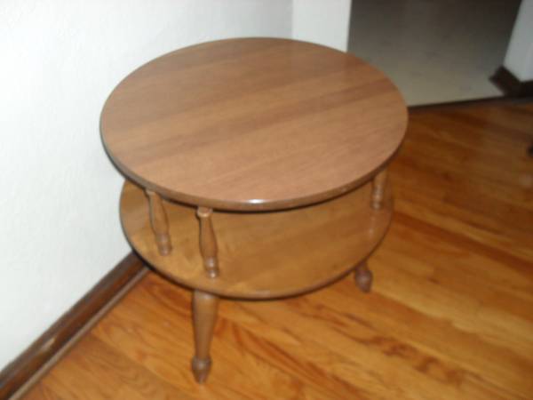 End Table - Two Tier - Mersman 1