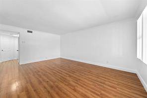 $2,000 / 2br - CHAMING  2/2  CONDOMINIO (HALLANDALE BEACH)64051006873219122
