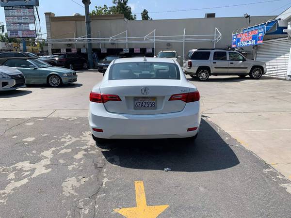 2013 Acura ILX very clean excellent condition - $7,565 (Los Angeles)63496684942595124