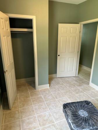 $800.00 / 2br - 900ft2 - 2b1b Studio Style Apt63678527048577124