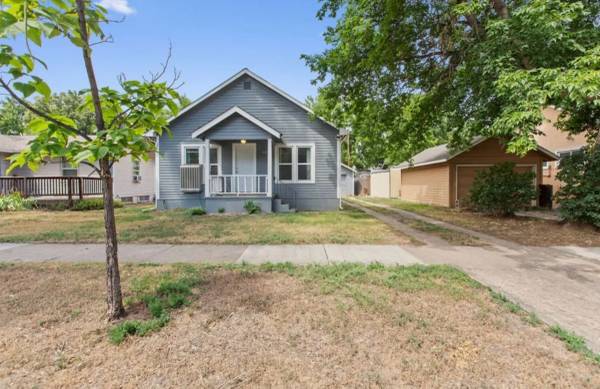 $1,450 / 2br - 952ft2 - Super cute 2 bed 1 bath w/basement (Colorado Springs)63686832515585120