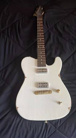 Slick SL55 2022 - Aged White - Locking Tuners & Aesthetic Upgrades 1