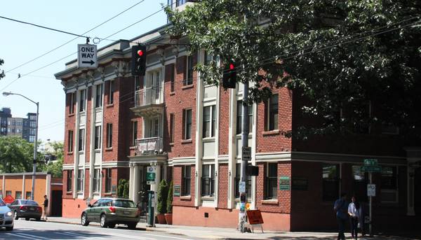 $1,195 ♥Belltown Studio-2WeeksFree♥ (Near Space Needle/Seattle Center)63862287454467120