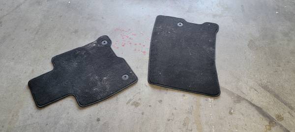 Ford maverick OEM floor mats 1