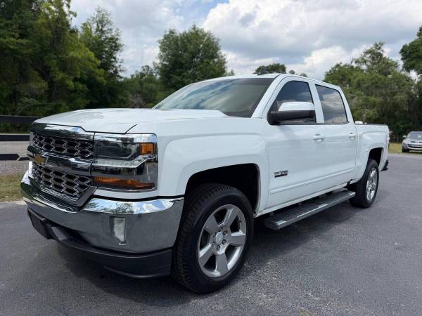 2018 Chevrolet Chevy Silverado 1500 LT 4x2 4dr Crew Cab 5.8 ft. SB 1