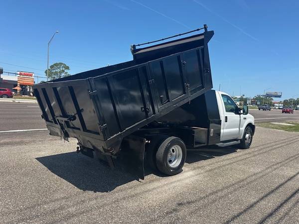 2006 FORD F350 V8 5.4 LITER WITH ONLY 69,000 MILES DUMP TRUCK - $21,900 (40081 US HWY 19 N TARPON SPRINGS, FL 34689)63443635063169123