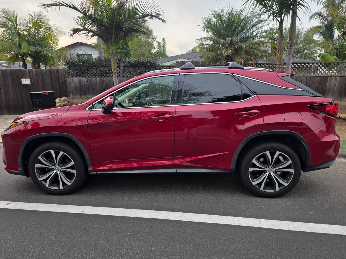 2017 Lexus RX 350 Base (Toyota Luxury SUV)