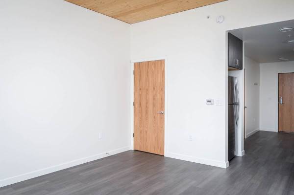$1,451 / 484ft2 - Just right for you! A gorgeous Studio apartment awaits! (Eugene - Near the University of Oregon)63977275494402122