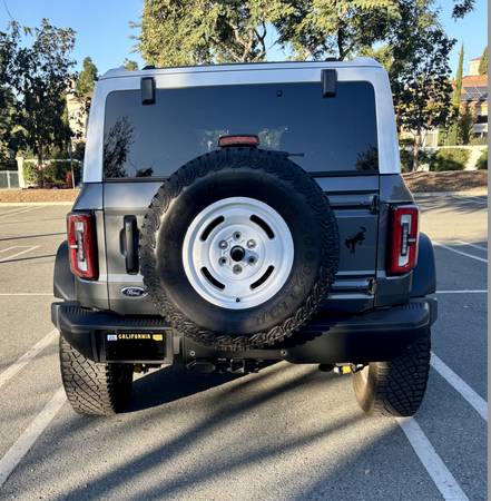 Ford Bronco Heritage 2024 - $52,90063470061327363123