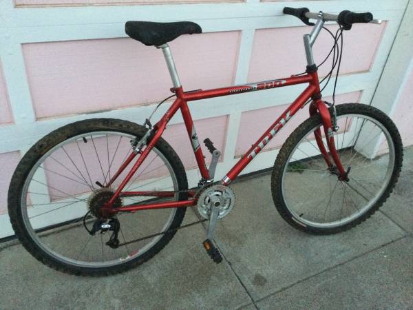 Sharp Red 24 Speed Trek Mountain Bike-Medium 1