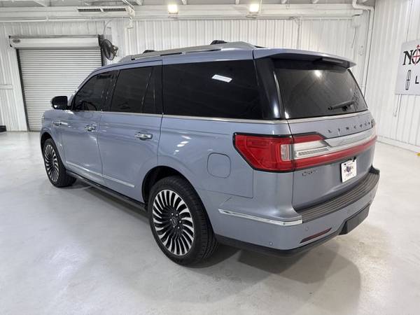2019 Lincoln Navigator Black Label suv Chroma Crystal Blue Metallic - $43,995 (CALL or TEXT 512-309-5564)63439756353411122