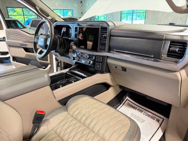 2025 Ford F-350 Super Duty - Photo 14