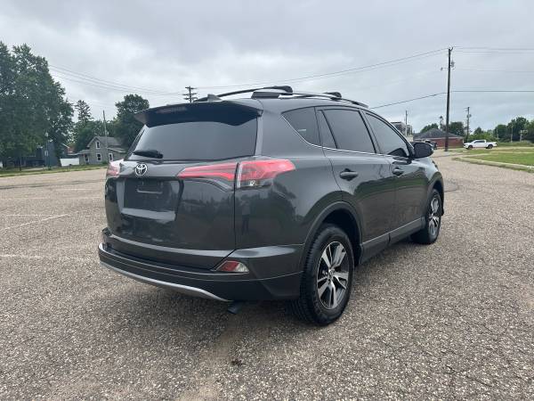 2016 Toyota RAV4 XLE - $12,995 (Farmington)63470775827713124