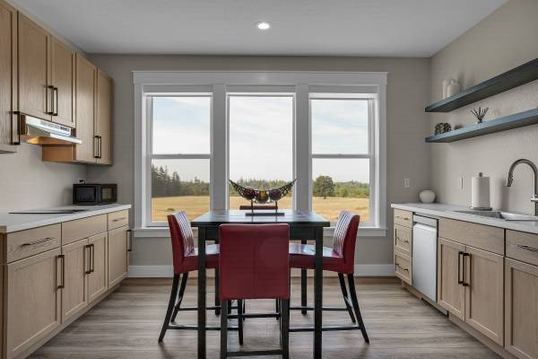 $2,200 / 1br - 1200ft2 - Fully furnished spacious apartment with stunning views in Oregon City64039059753346122