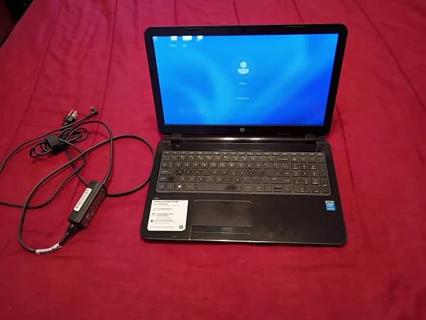 HP 15.6" black laptop 1