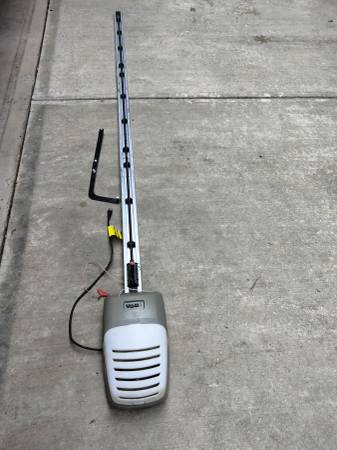 Genie Garage Door Opener - $40 (Alpharetta/Milton/Cumming)63469930948737120