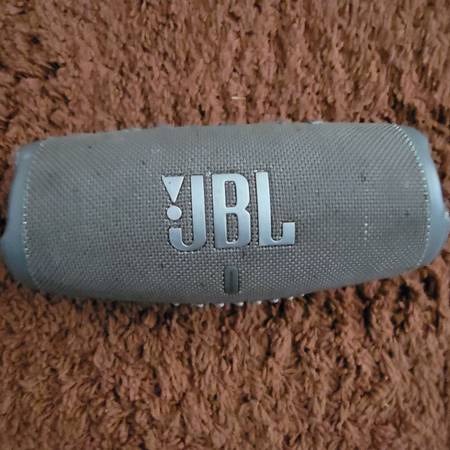 Jbl Charge 5 Portable Speaker Nice And Powerful 1