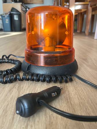 Amber rotating warning light 1