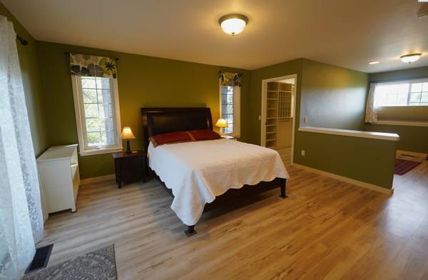 $1,861 / 2br - 1349ft2 - A lovely custom designed home with everything you need on one level. (Pullman)63689257253507124