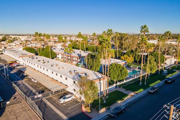 $1,299 / 2br - 789ft2 - Se permiten mascotas, ahora en exhibición, lavadora y secadora en el hogar, excelente ubicación (Mesa)63623945008899124