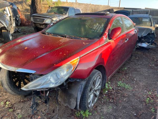 Hyundai 2012 Sonata SE 2WD 4CYL 2.0 Turbo For Parts 1