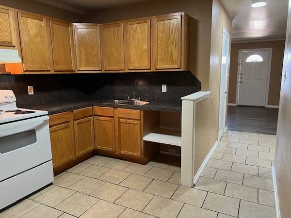 $965 / 2br - 750ft2 - $250 OFF FIRST MONTH'S RENT 7730 CR 2193 Apt #13 (Whitehouse, TX)64037559962754124