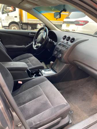 2009 Nissan altima 2.5S 140K Must See Mint - $2,500 (Bensonhurst)63469753254659124
