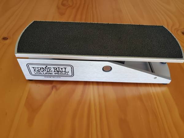 Original 1990's Made in USA Ernie Ball Volume Pedal Model 6166