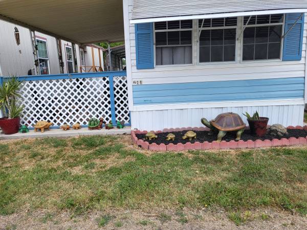 $26,000 / 1br - 399ft2 - Charming 1997 Park Model in Peaceful 55+ Gated Community (Weslaco)64198890658817120
