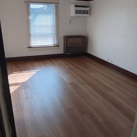$1,995 / 1hab - 750ft2 - AMPLIO DEPARTAMENTO DE 1 DORMITORIO, 1 HABITACIÓN ADICIONAL Y 1 BAÑO CON ESTACIONAMIENTO CUBIERTO PARA 1 AUTO XYZ (Alhambra)63876485502721121