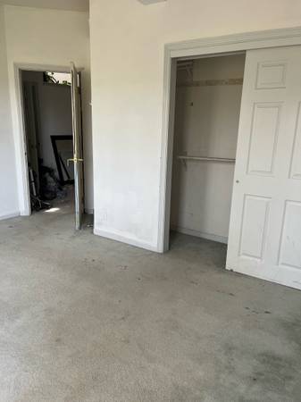 $950 / 1br - Habitación linda con balcón (condado de Napa)63833988153603121