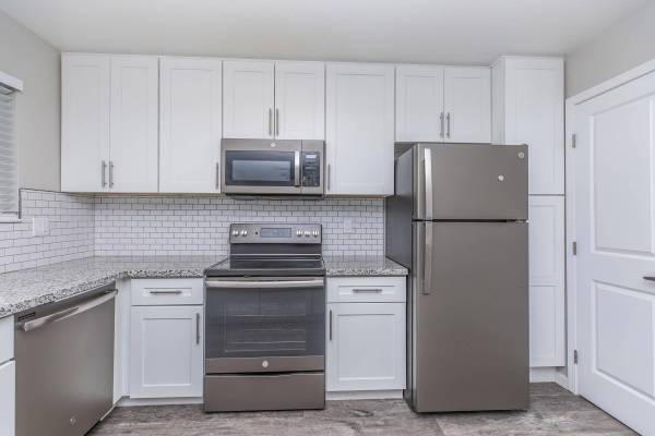 $2,720 / 3br - 1441ft2 - 3/BD, ¡Ubicado en Sacramento!, Acceso fácil a autopistas (54 Quay Court, Sacramento, CA)63844739087873124