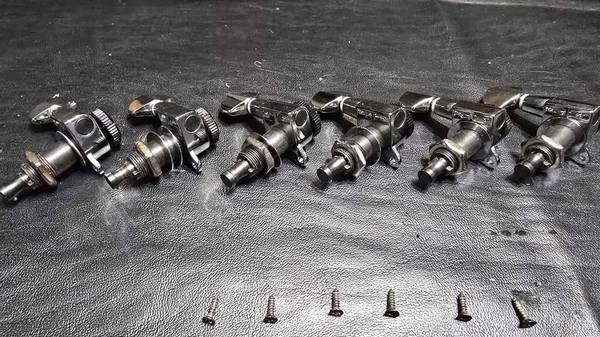 D'Addario Auto-Trim Locking Tuners - 6 In Line, Chrome 1